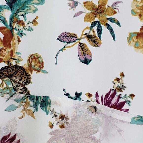 Chico's Shirt Top Women's Size 1 Medium White Garden Floral Asymmetrical New - Picture 4 of 6